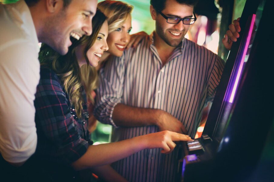 group playing slots - free spins